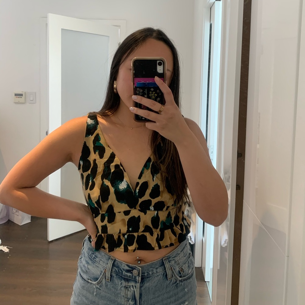 Shein leopard print crop top